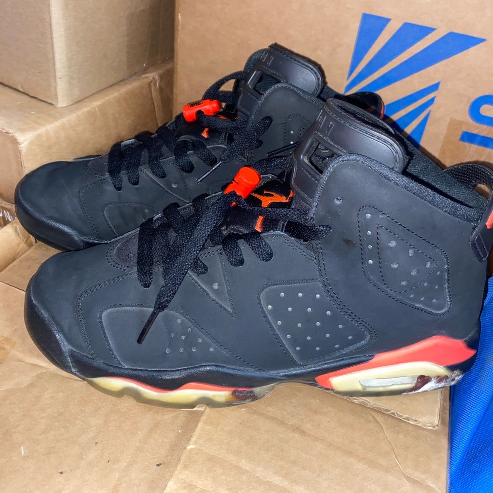 Air Jordan Retro 6